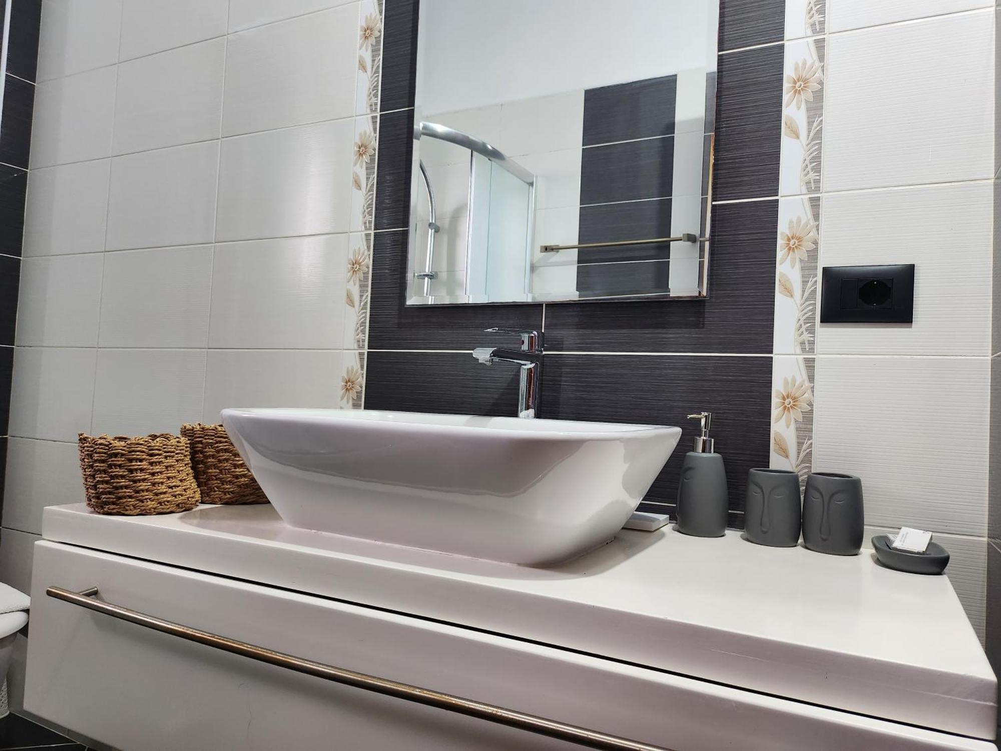 Alpha Seaside Apartment Саранде Екстериор снимка