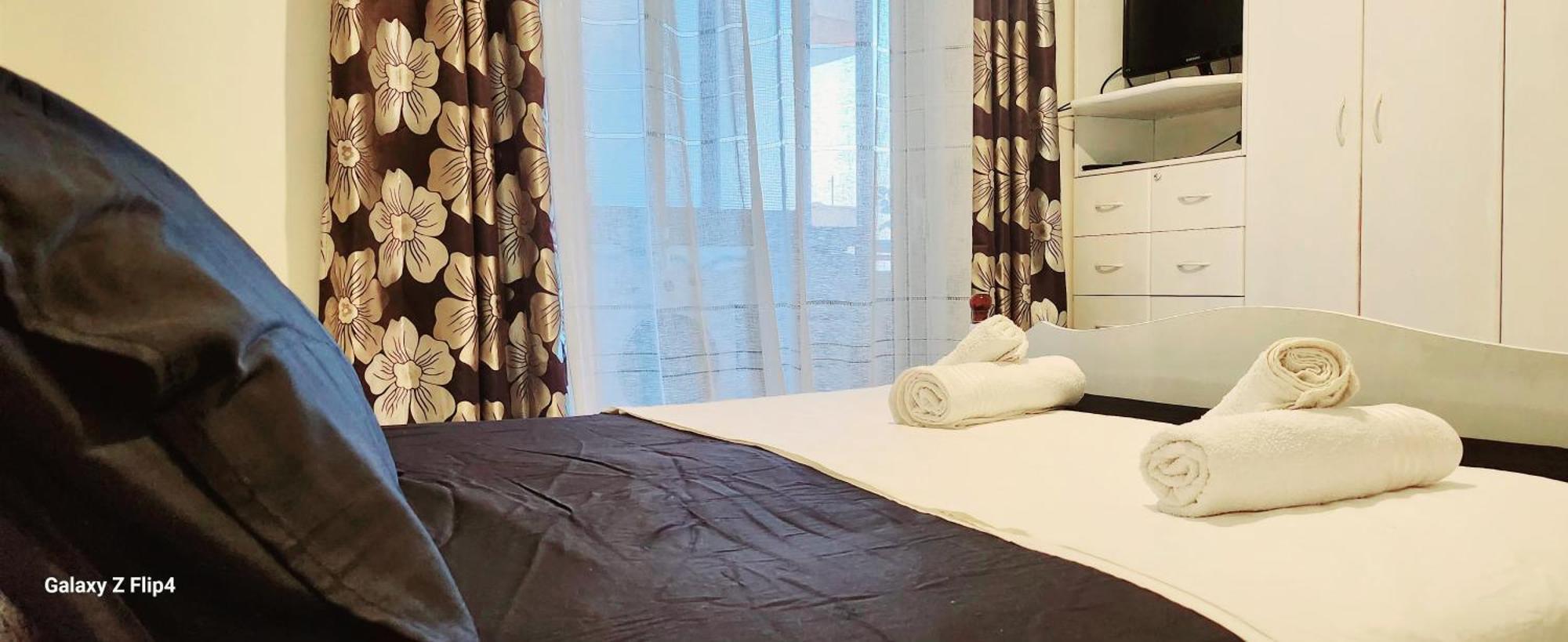 Alpha Seaside Apartment Саранде Екстериор снимка